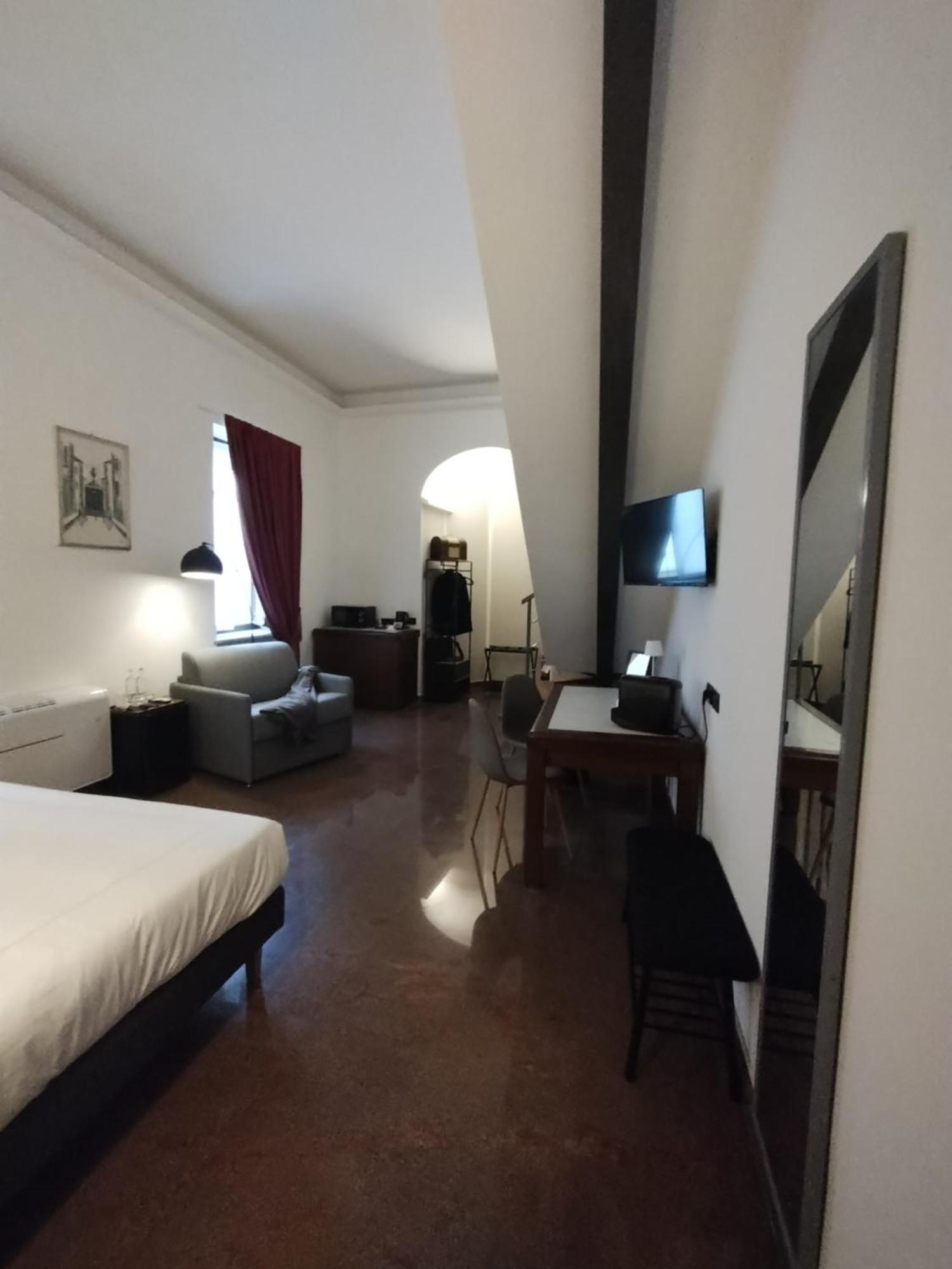 Palazzo Cusani Charming Rooms Vercelli Kültér fotó