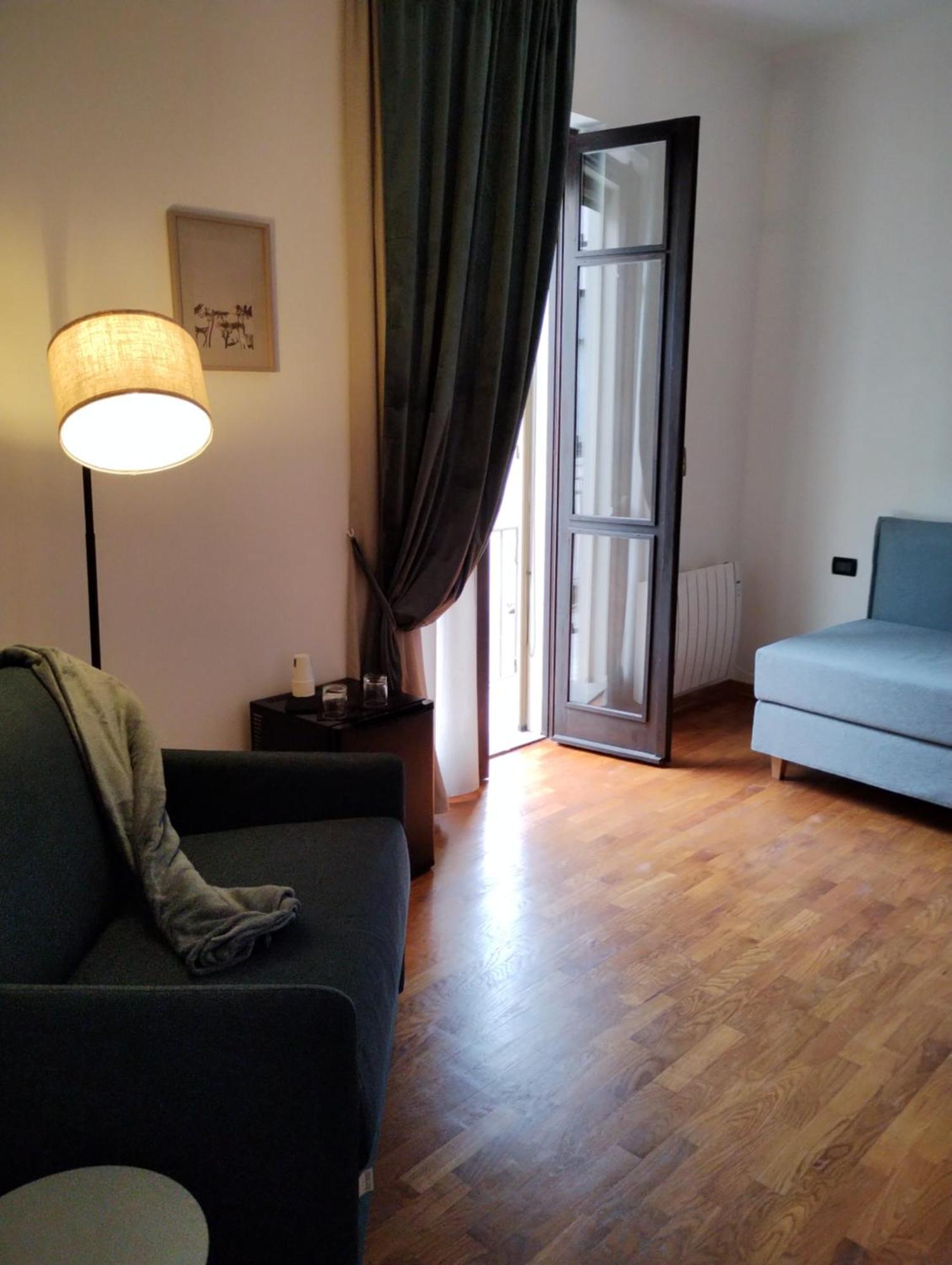 Palazzo Cusani Charming Rooms Vercelli Kültér fotó