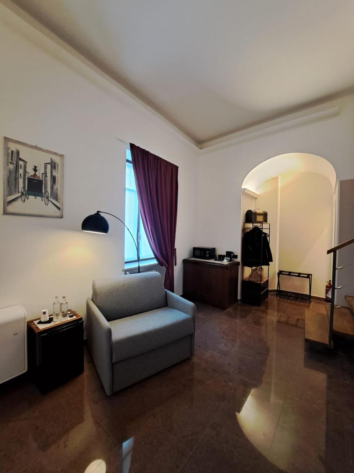 Palazzo Cusani Charming Rooms Vercelli Kültér fotó